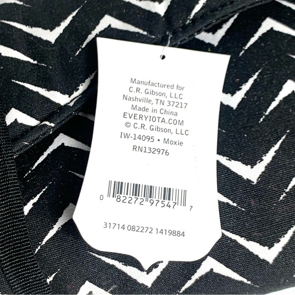 NWT iota Chic Wallet on a Strap Unfold - Picture 12 of 12